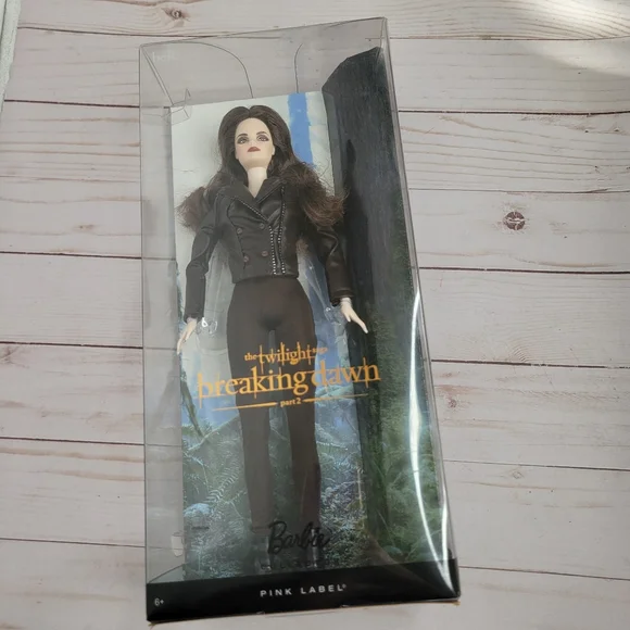 Barbie Twilight Breaking Dawn Part 2 Bella Doll - Picture 1 of 4